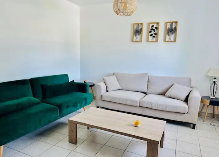 Bright House In Comfort Up To 6! *