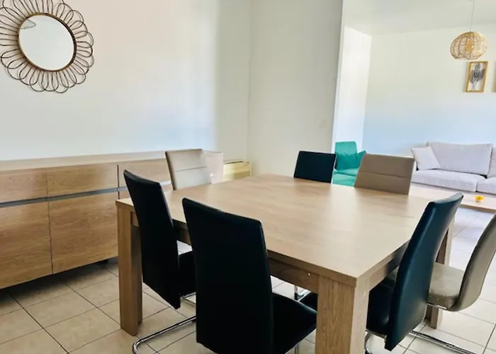 Bright House In Comfort Up To 6! Сasa de vacaciones Périgny